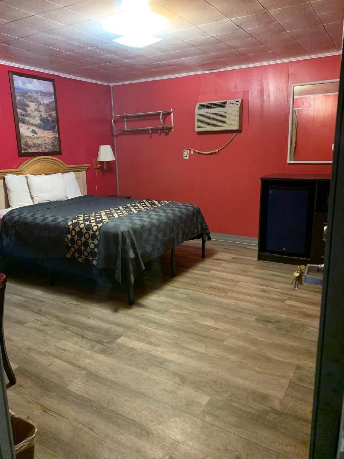 Budget Inn Monroeville Exterior photo